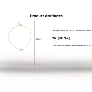 Detailed view of 52cm gold maple leaf necklace with pearls and zircon inlay