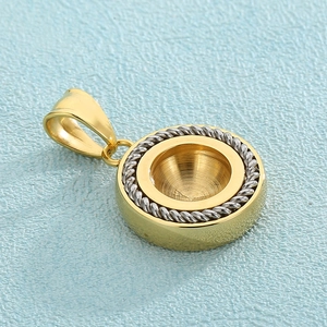 Fashionable round stainless steel pendant with gold finish and silver rope edge detail