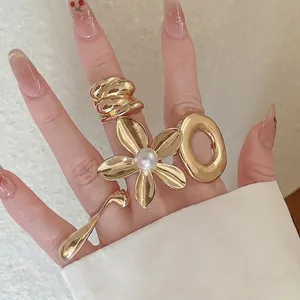 Alloy Faux Artificial Pearl Flower Water Drop Rings Geometric Liquid Metal Style Niche Design Fashion For Women