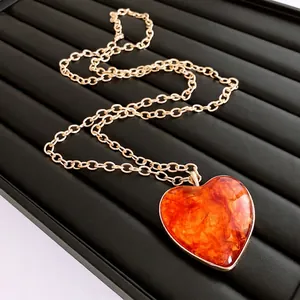 Heart Pendant Necklace With Gold Plated Alloy Chunky Chain And Resin Amber Texture Vintage Maillard Style For Women