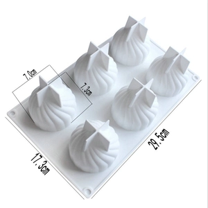 Detailed size chart of 6-cavity spiral silicone mold showing height and diameter specs