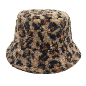 Winter leopard print faux lamb wool bucket hat with warm fluffy texture for women