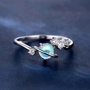 Glänzender Planeten-Ring aus S925 Silber mit Mondstein und funkelnden Zirkonia