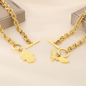 Stainless Steel Jewelry For Women With Hamsa Hand And Eagle Pendants Chunky Chain Necklace And Bracelet With OT Clasp