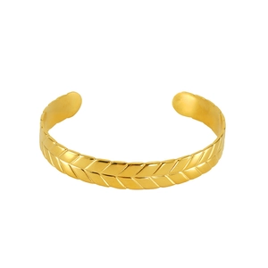 Adjustable golden wheat pattern cuff bracelet in polished 18k gold-plated stainless steel