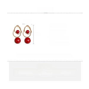 Spécifications de taille pour boucles d'oreilles perles montrant 6,6cm de haut et 3,3cm de large