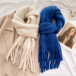 Écharpe Chaude Hiver Couleur Unie Polyester Type Mohair Épais Châle À Franges Pour Hommes Femmes Mode Doux