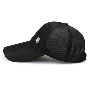 Breathable black mesh baseball cap with long brim and vintage sport side badge