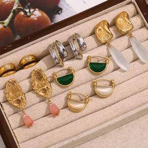 Boucles d'oreilles rétro françaises plaquées or 18 carats avec pierres naturelles en coffret