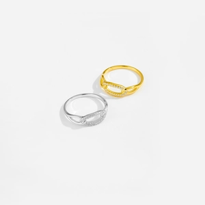 Interlocked S925 sterling silver rings with pavé cubic zirconia in gold and silver