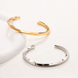 Minimalist Stainless Steel Mobius Twisted Open Bracelet For Women Men Polished Geometric C-Shaped Adjustable Bangle Fashion Jewelry