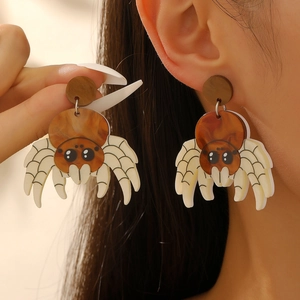 Halloween Acrylic Spider Dangle Earrings For Women Cute Cartoon Animal Spider Drop Earrings Party Jewelry Gift