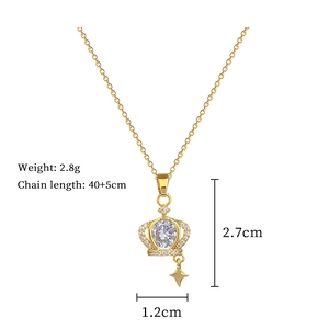 Detail view of gold crown pendant with large zircon and dimensions in centimeters
