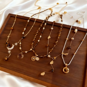 Vintage Tiger Eye Stone Pendant Necklace Retro Bohemian Style Jewelry For Women Elegant Brown Gold Plated Necklaces
