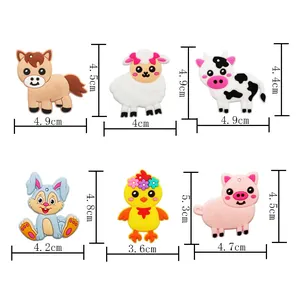 Size chart for acrylic animal keychains showing dimensions for horse, sheep, cow, and pig