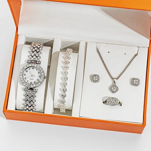 Luxe zilveren horloge- en sieradenset met strass-steentjes in geschenkdoos