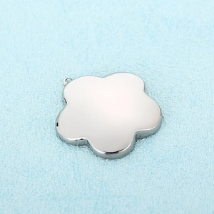 Polished silver stainless steel flower pendant charm for handmade necklace jewelry