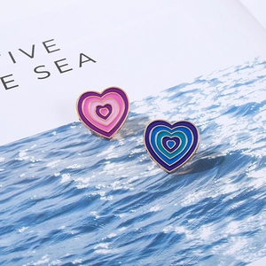 Y2K gradient heart-shaped enamel brooch pins with gold metal trim in pink and blue