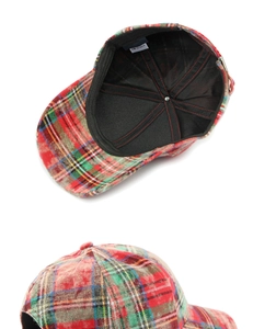 Détail de la casquette de baseball en coton à carreaux avec doublure et étiquette 56-58cm