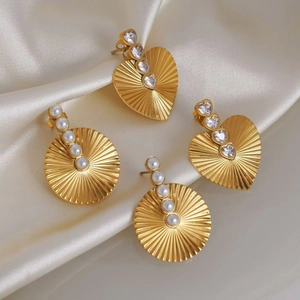 Stainless Steel Heart Round Earrings With Zircon Artificial Pearl 18K Gold Plated Vintage Embossed Jewelry For Women
