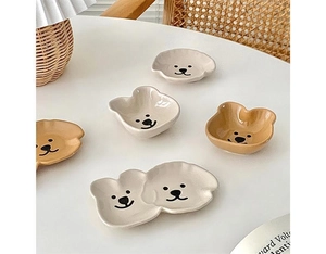 Cute bear ceramic sauce dishes in cream and light brown for seasoning or jewelry