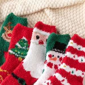 5 paires de chaussettes de Noël épaisses en polaire corail avec motifs de renne
