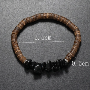 Detail view of 5.5cm bohemian bracelet with natural stone and 0.5cm coconut beads