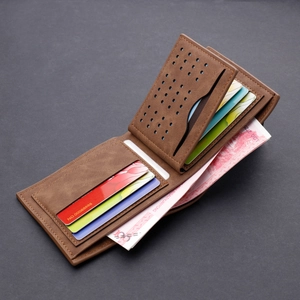 Vintage braune matte Leder Geldbörse für Herren mit mehreren Kartenfächern und Ausweisfenster