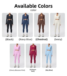 Set yoga 3 pezzi che mostra i colori disponibili di giacca, reggiseno sportivo e leggings