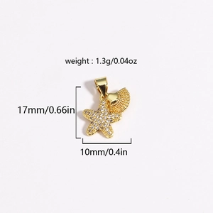 Détail du pendentif étoile de mer et coquillage, dimensions 17mm x 10mm, poids 1,3g