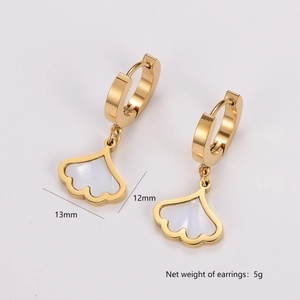 Detailed close-up of golden ginkgo leaf earrings showing 13mm x 12mm dimensions and 5g weight