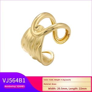 Detailed view of gold irregular twist ring with size specs 22mm x 20.5mm and 4.4g weight