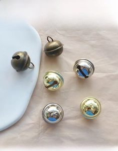 Détails de cloches en métal galvanisé de 22mm en bronze antique et or pour l'artisanat