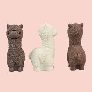 Detailed views of alpaca silicone molds for candles and plaster with wool texture