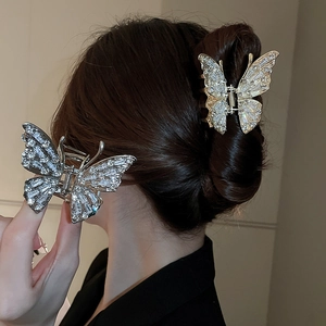 Elegant butterfly hair claw clip with sparkling zircon rhinestones for women hair styling