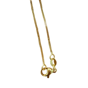 Collana a catena box in argento 925 placcata oro 18k con chiusura a moschettone