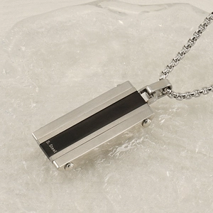 Hip hop silver and black rectangle pendant necklace made of durable stainless steel