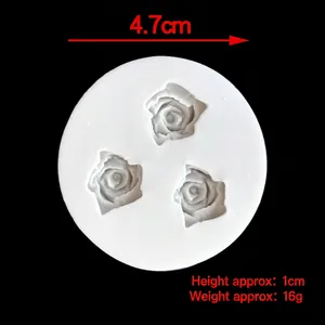 Stampo in silicone a 3 cavità con rose per decorazione torte e cioccolato