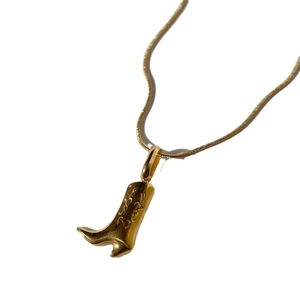 Vintage 18k gold plated cowboy boot pendant necklace with intricate floral pattern