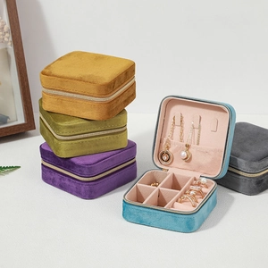 Colorful velvet jewelry organizer boxes with square zipper design for rings and necklaces