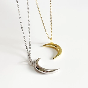 Minimalist 925 sterling silver crescent moon pendant necklace in gold and silver finish