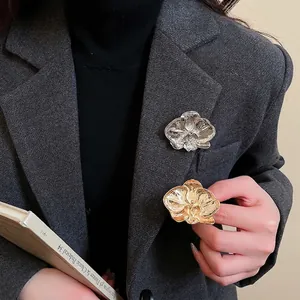 Orchid Flower Brooch Pin Alloy Metal Retro Floral Suit Lapel Decoration Vintage Elegant Jewelry For Women