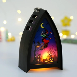 Lanterna di Halloween gotica con strega, zucca e luce LED calda decorativa