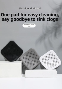 Set di tre filtri per lavello quadrati in silicone nei colori nero, grigio e bianco