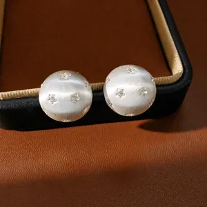 Boucles d'Oreilles Clous en Métal Brossé Élégantes Étoile Strass Forme C Demi-Cercle Tige en Argent Sterling 925 Bijoux Quotidiens pour Femmes