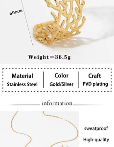 Detailed size and weight information for gold C-shaped sun necklace and earring set