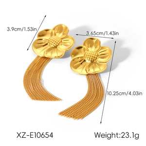 Detailed view of golden flower tassel earrings with precise size and weight measurements