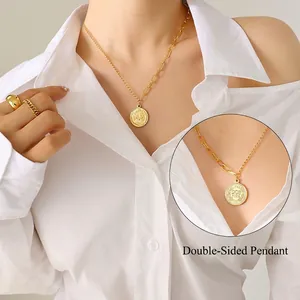 Collier Pendentif Pièce Portrait de Reine Vintage pour Femmes Chaîne Trombone Asymétrique en Acier Inoxydable Bijoux Médaillon