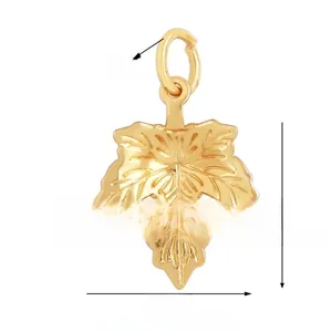 Detailed dimensions of a small gold maple leaf zircon pendant charm for DIY jewelry