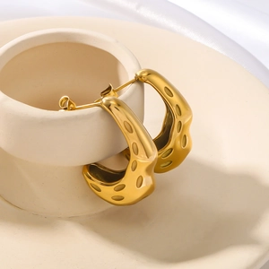 French vintage style wrinkled 18K gold plated stainless steel U-shaped drop earrings